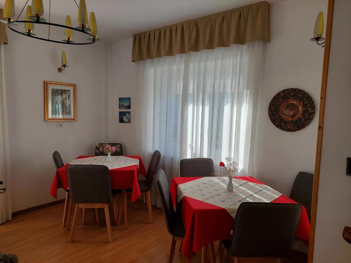 Bed & Breakfast Villa Maria Кавалезе Екстериор снимка